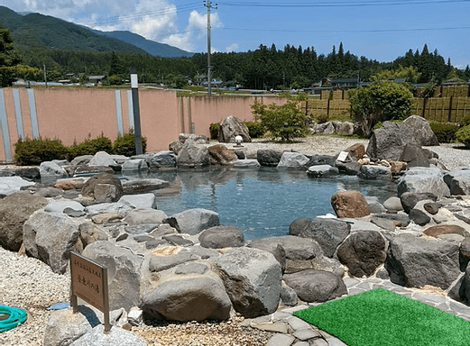 尾白の湯(温泉)